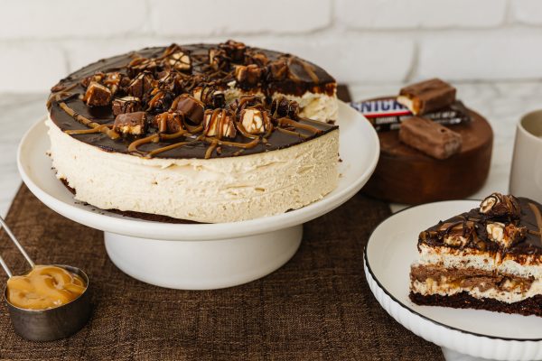 Gâteau au fromage Snickers sans cuisson (Snickers No Bake Cheesecake)